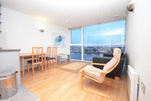 1 bed flat to rent in Western Gateway